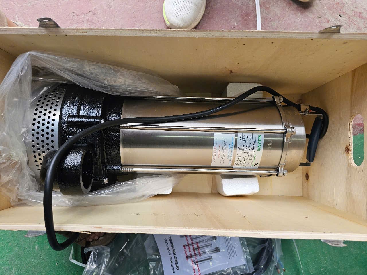 Máy bơm chìm nước thải SHM10-28-1.5F (1.5kW - 220V)